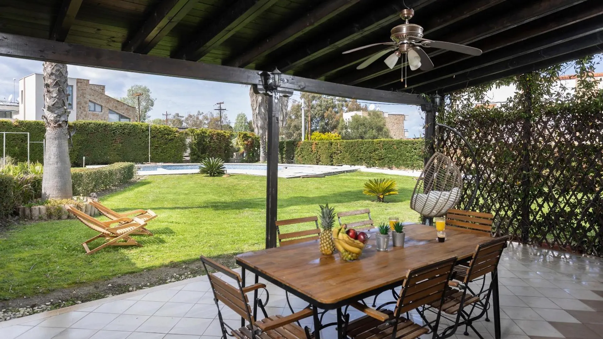 Villa Terra - Great Gardens, Shared Pool, Bbq Pefkochori