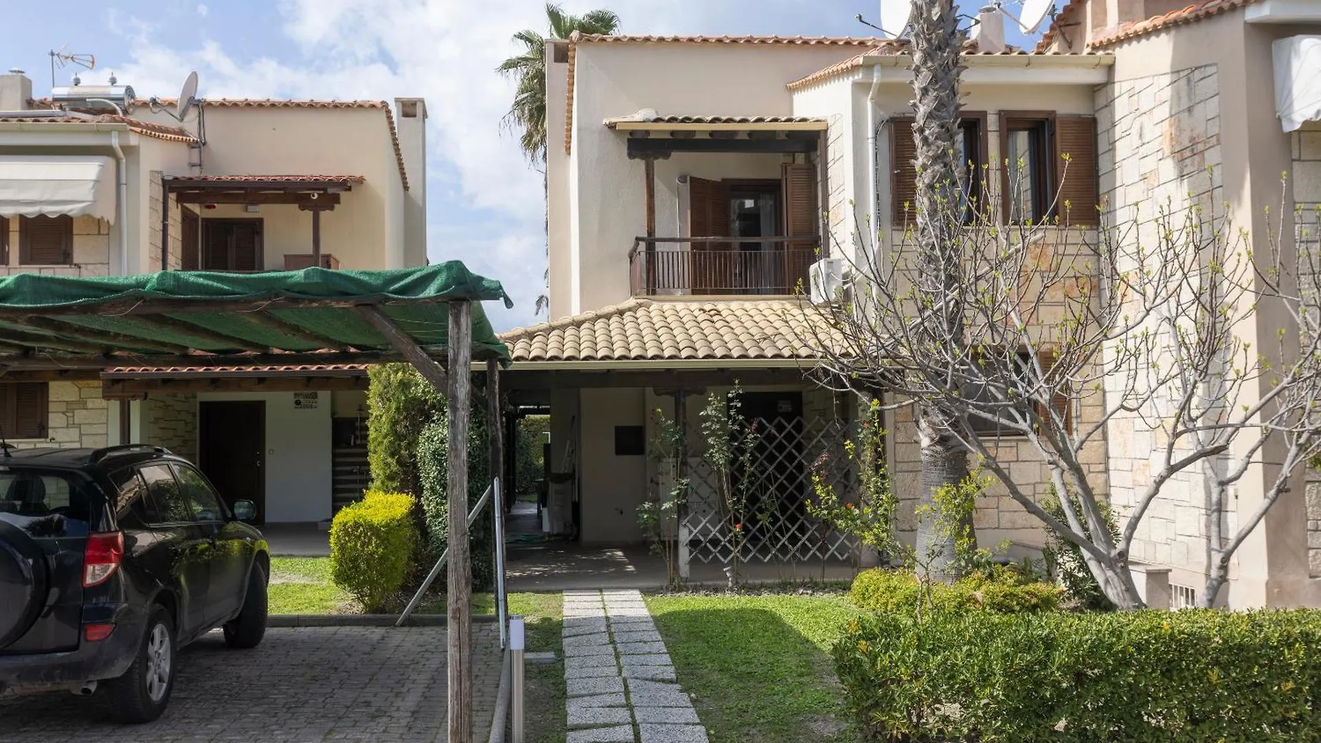 Villa Terra - Great Gardens, Shared Pool, Bbq Pefkochori